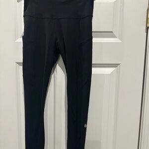 Lululemon leggings black 28” with drawstring and pockets size 4